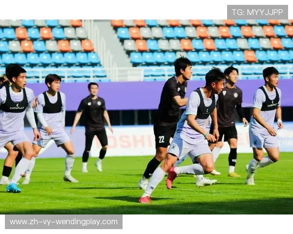 足球自传出版是否成为球员退役后塑造公众形象和再就业的有效路径